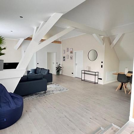 New Nomads Ferienwohnung Am See Цоссен Экстерьер фото