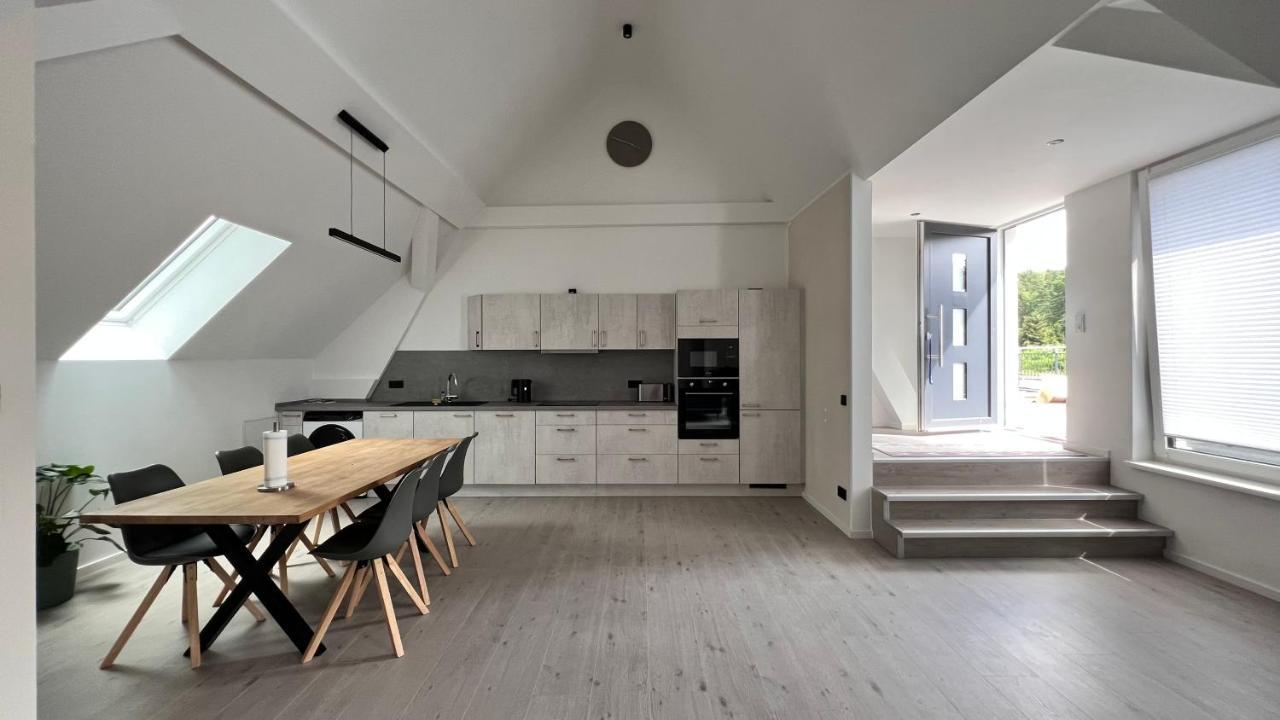 New Nomads Ferienwohnung Am See Цоссен Экстерьер фото