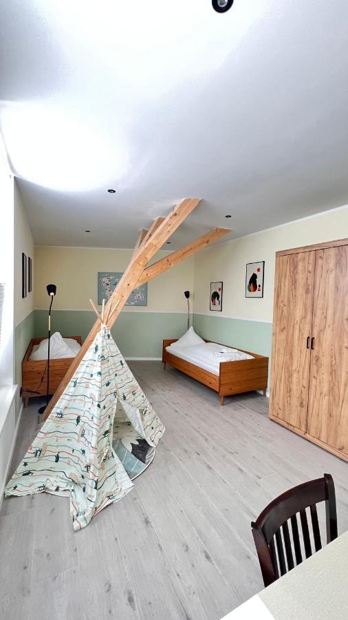 New Nomads Ferienwohnung Am See Цоссен Экстерьер фото